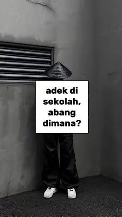 adek disekolah