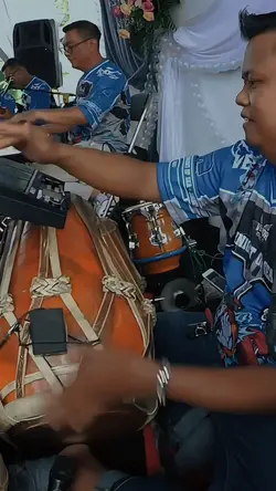 aku tak berarti