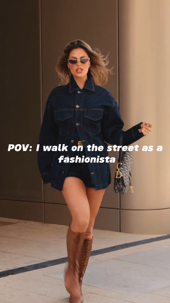 Product Clothing Displays Tiktok Slippers, Fast Switch
