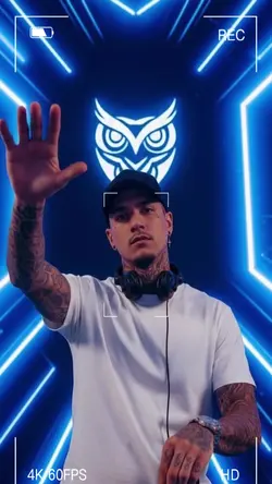 當心慢慢墜落時，感覺你變得好近