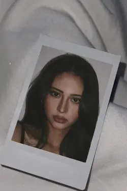 POLAROID