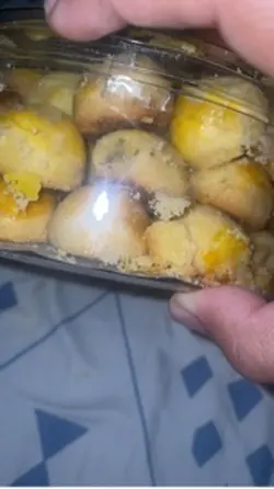 Pov buka kue