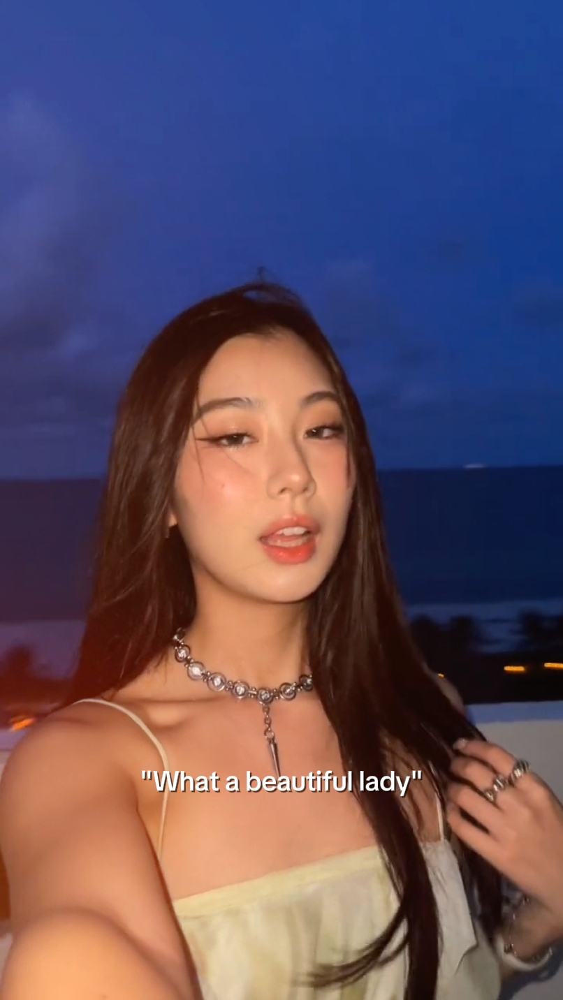  a beautifil lady