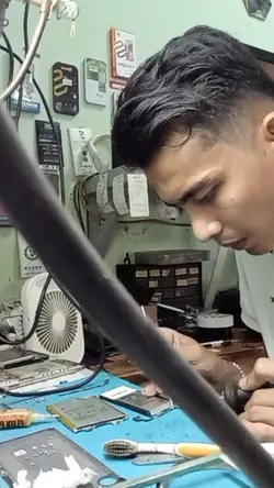 Teknisi hp