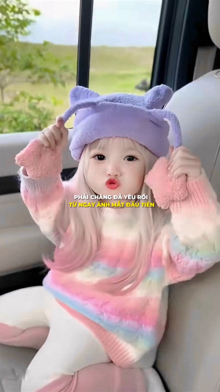 2 Ảnh Em Bé Cute 