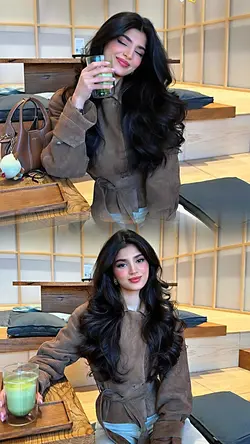 2 Photos