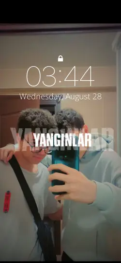 gözlerine aşık oldum