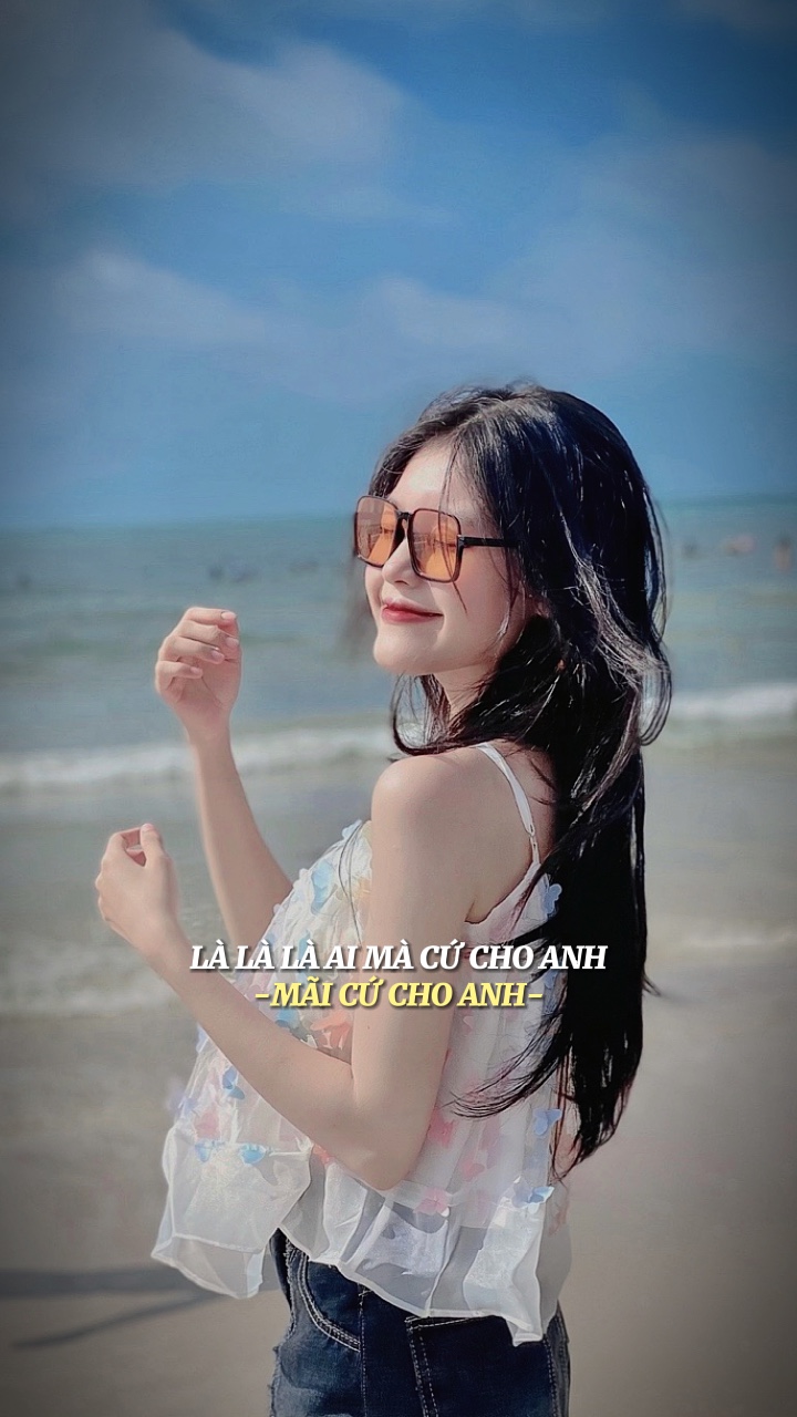Là là ai mà canta..
