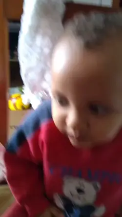 O Bryan dançando na 