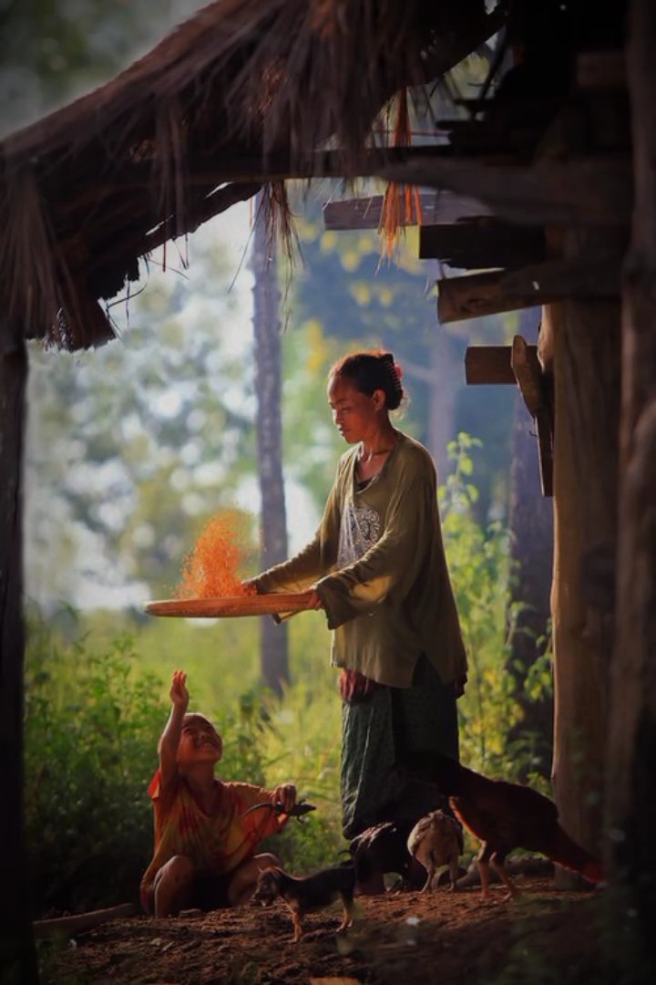 ឱ្យអ្នកម្ដាយអើយ