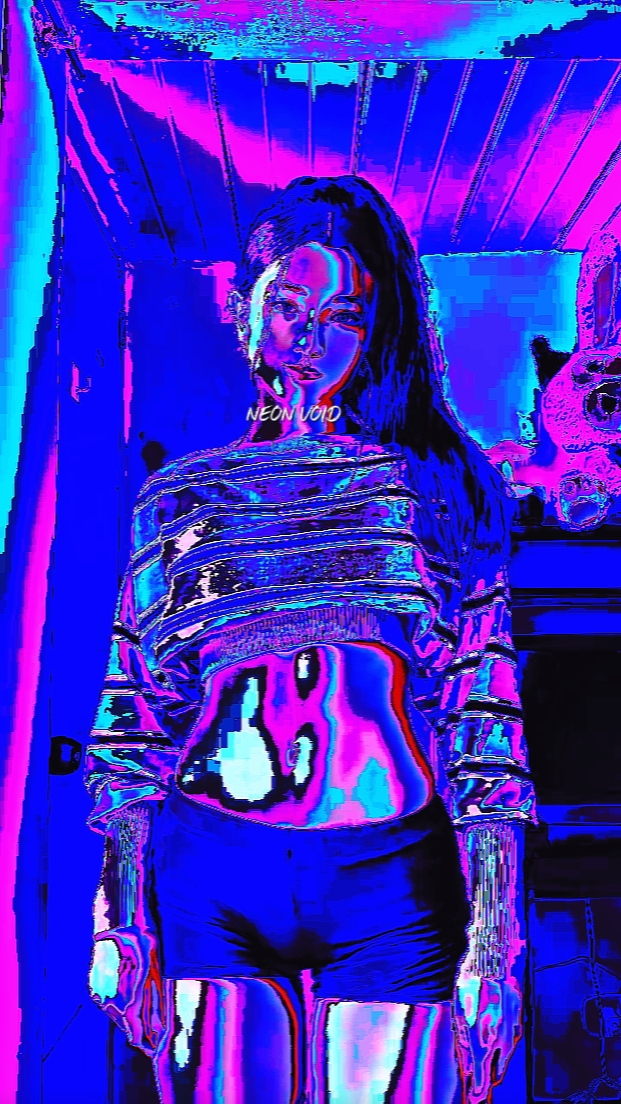 BAGONG EPEKTO NG NEON VOOD