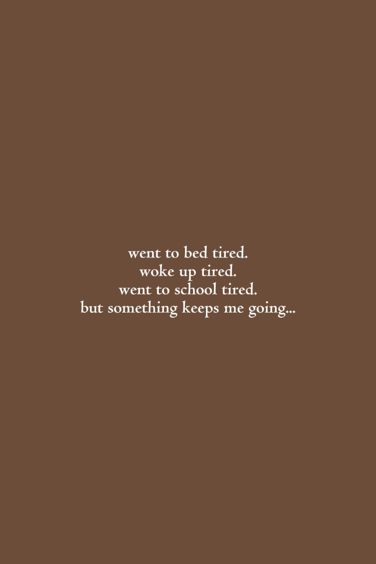 Sempre cansado.
