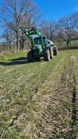 John Deere 6M 120