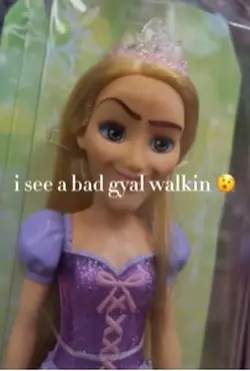 bad gyal walkin