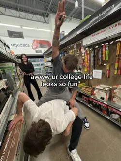 ur college life look