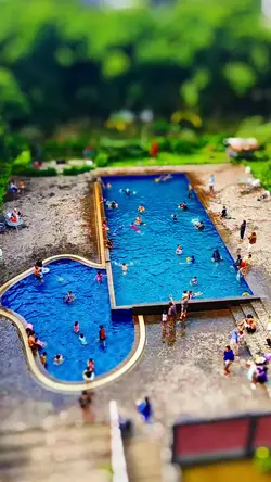 Tilt shift video