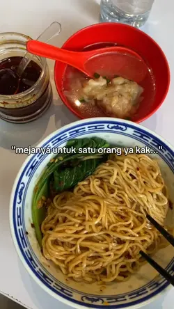 mejanya satu org ya