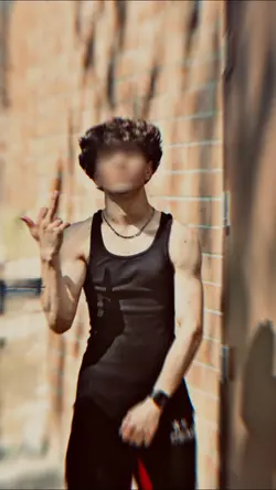 که مې نازک لالی😫⛓️