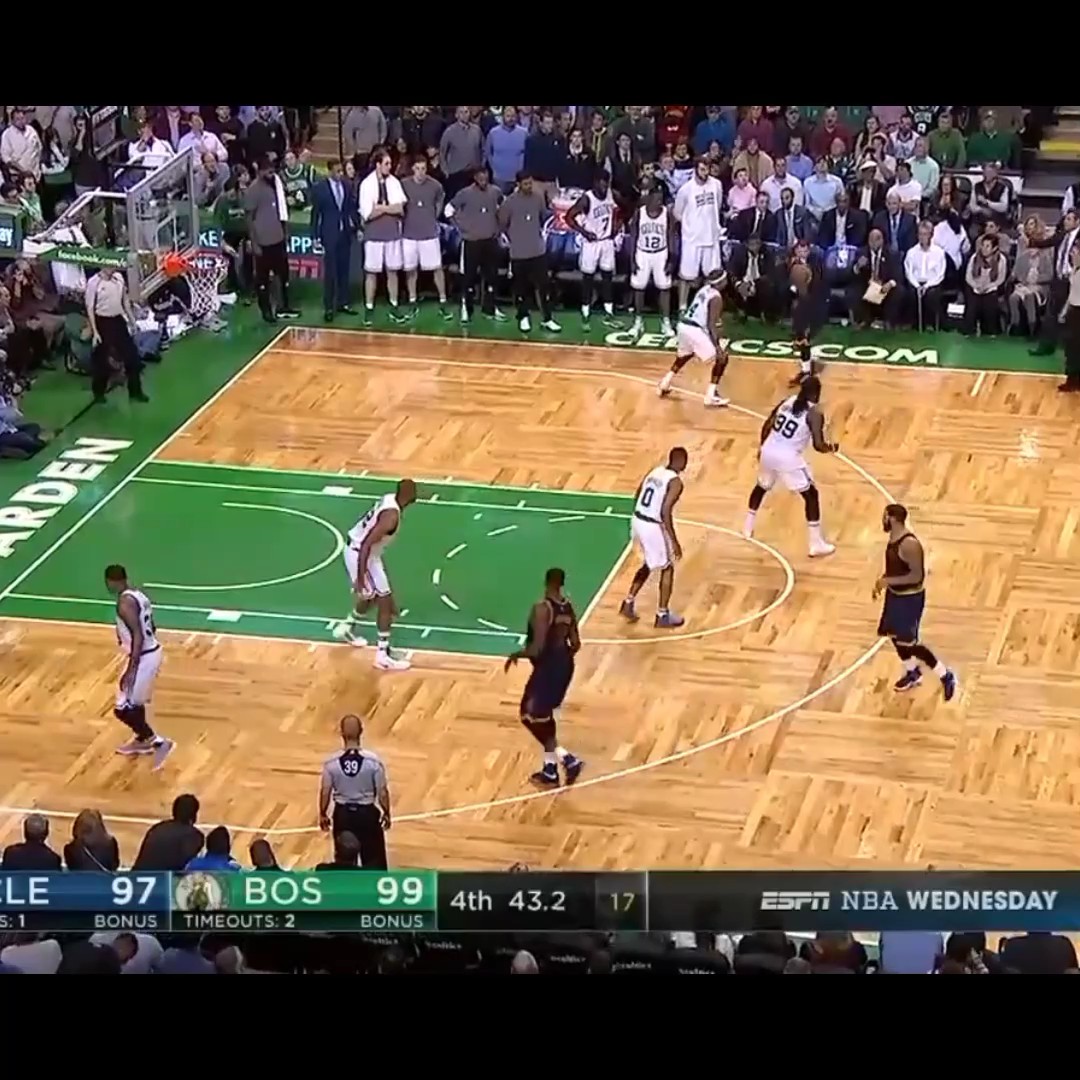 Basketball slowmo 