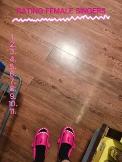 rating female singer