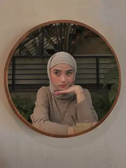 frame cermin
