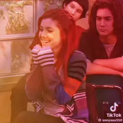 Cat valentine’ 🦒💕