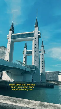 selain takut ular