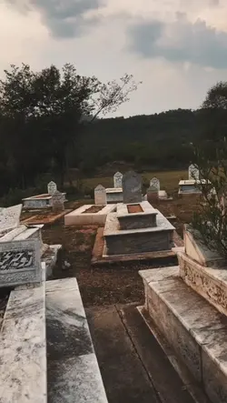 mezarlık 