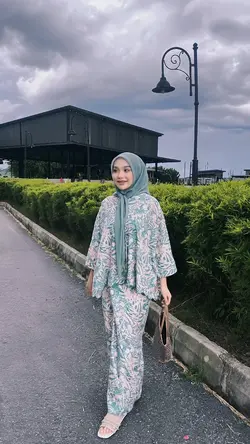 Separuh aku 