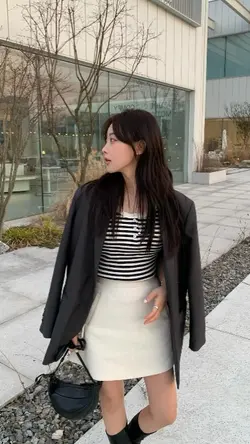 1 pic TV4593112248