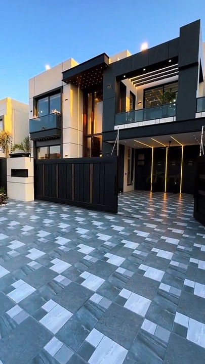 Luxury house design 