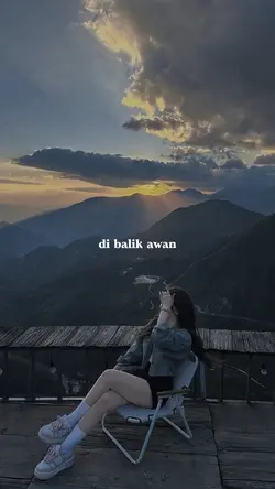 di balik awan