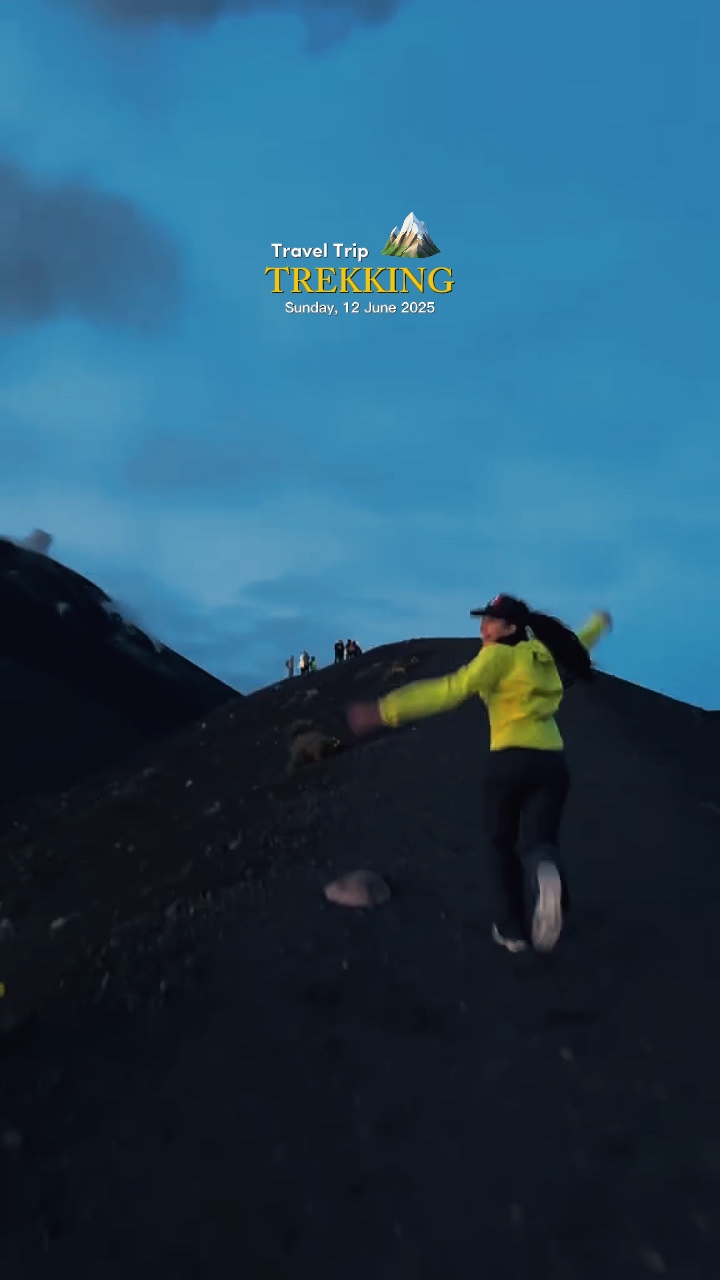 TREKKING