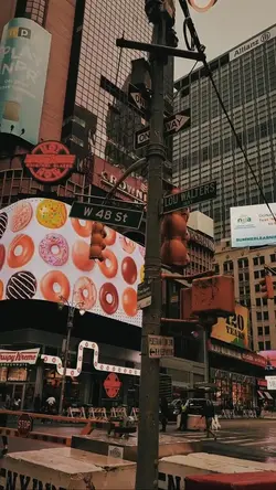 City vlog trend