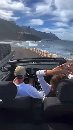 trend video U-turn