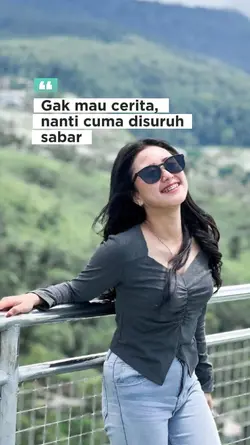 Gak mau cerita 
