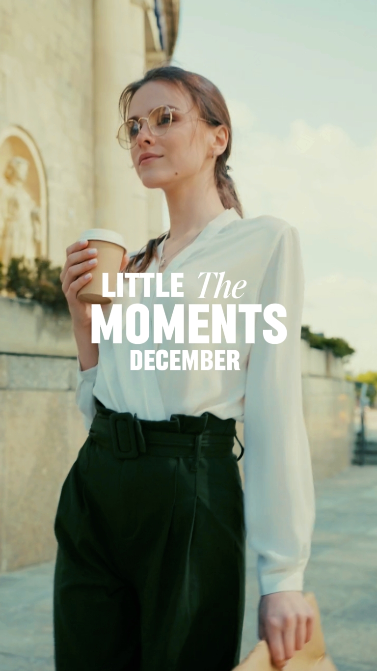 LITTLE THE MOMENTS 