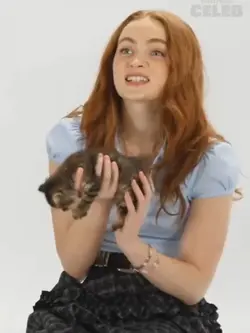 SADIE SINK
.
.
.
.