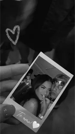 Storys + Colagem 🤍✨