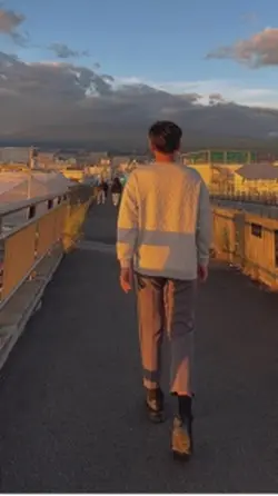 ทฤษฎี October Theory
