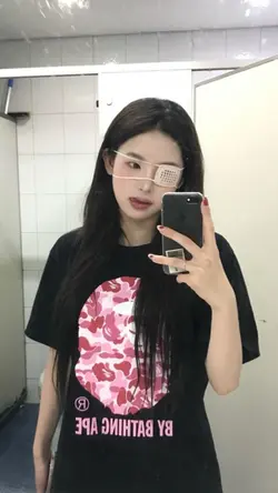 짧은 치마 x 예쁜 나이 25살