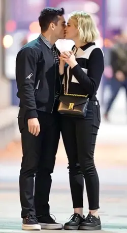 heartwarming scene😘💕