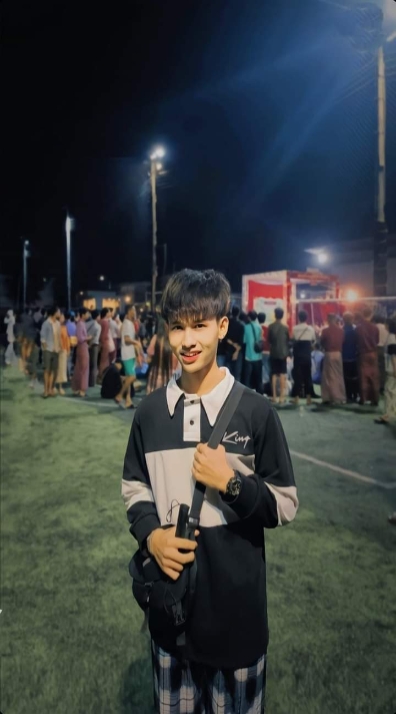 အိုးလေးလှူတ်ပါပါဟေ့