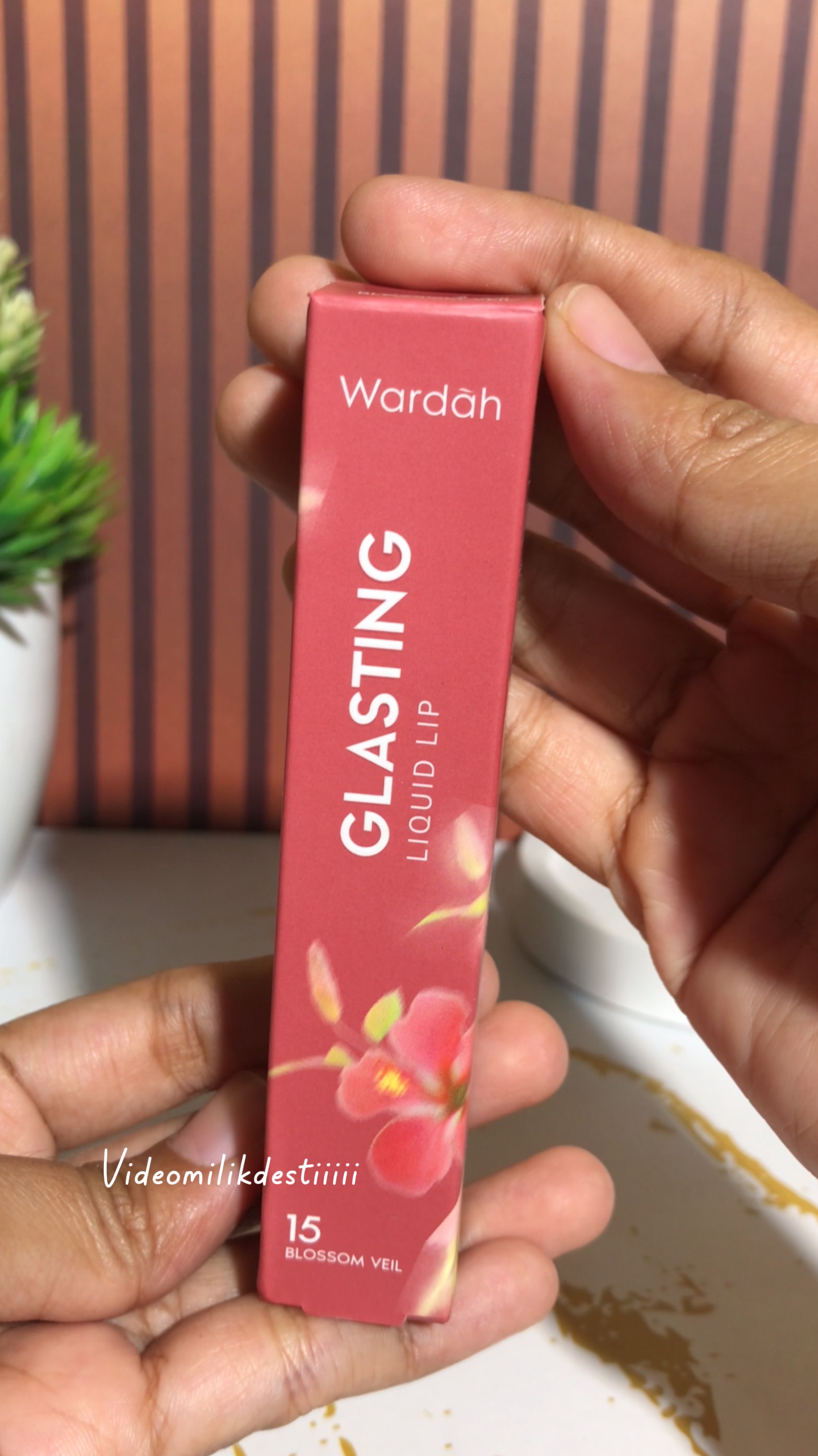 Tinjau produk baru