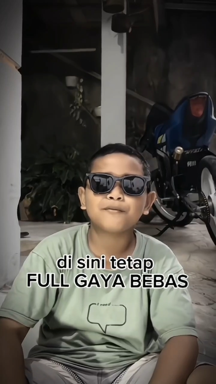 VERSI NO MIROR 