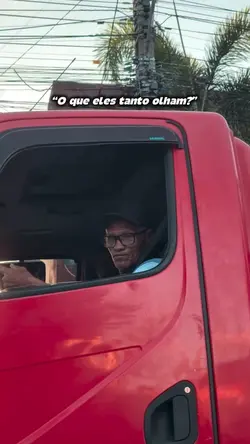 Oque eles tanto olha