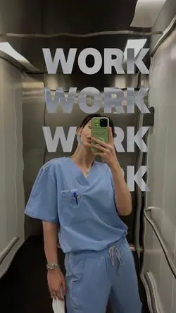 Working Nurse