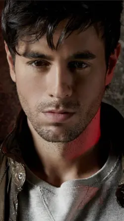 Hero Enrique iglesia