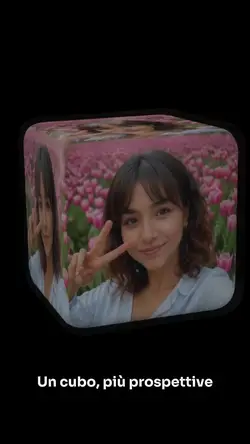 Ricordi che ruotano in un cubo 3D