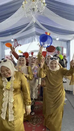 Bridesmaid x Perabot